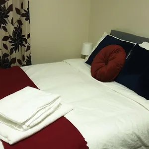 https://2-bedroom-lovely-apartment-in-woolwich.brighton-hotels-england.com