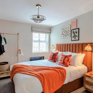  Apartment Southwark Serviced I Your