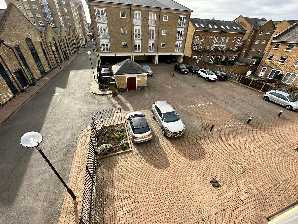 O2 Arena Luxury Flat Sleeps 6 With Parking Apartment London 0*,  United Kingdom